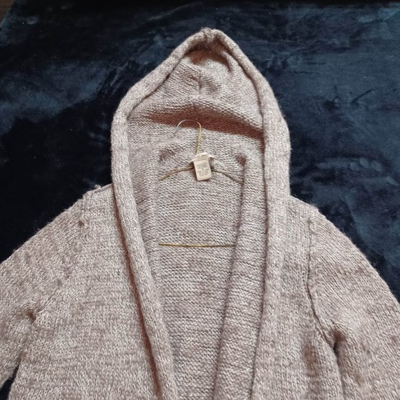 tan knitted cartigan with hood - Picture 2 of 7